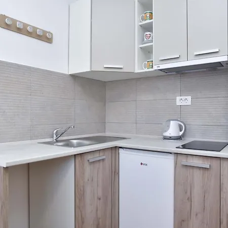 Masa Apartment *
